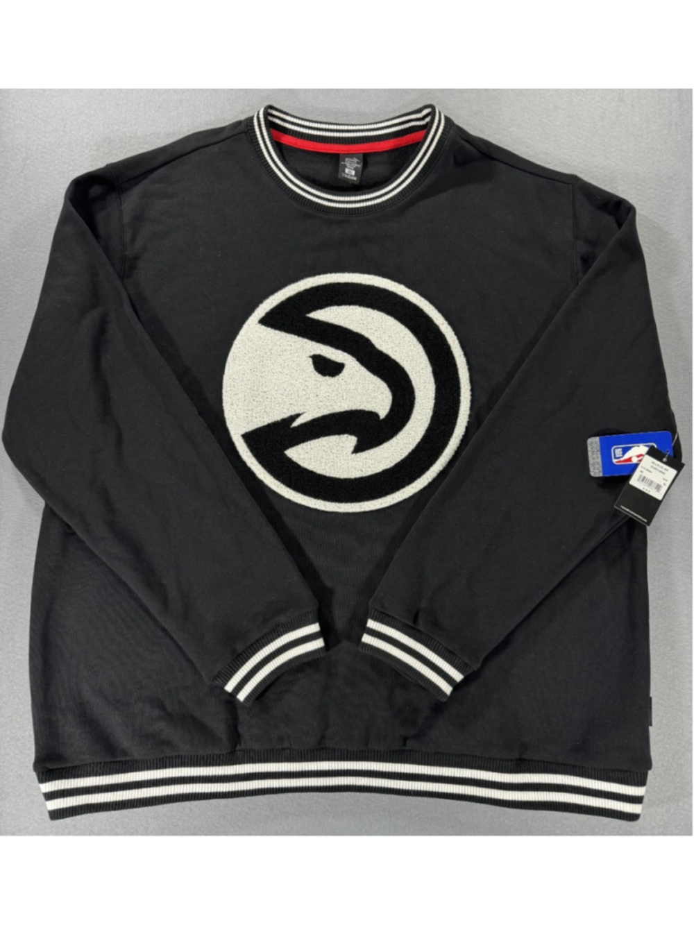 NWT Stadium Essentials Atlanta Hawks NBA Club Level Crewneck Sweatshirt Black3XL